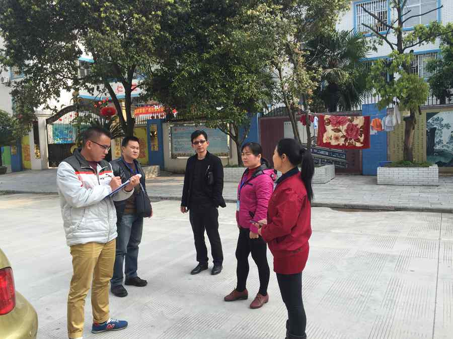 深入无物业小区进行满意度问卷调研